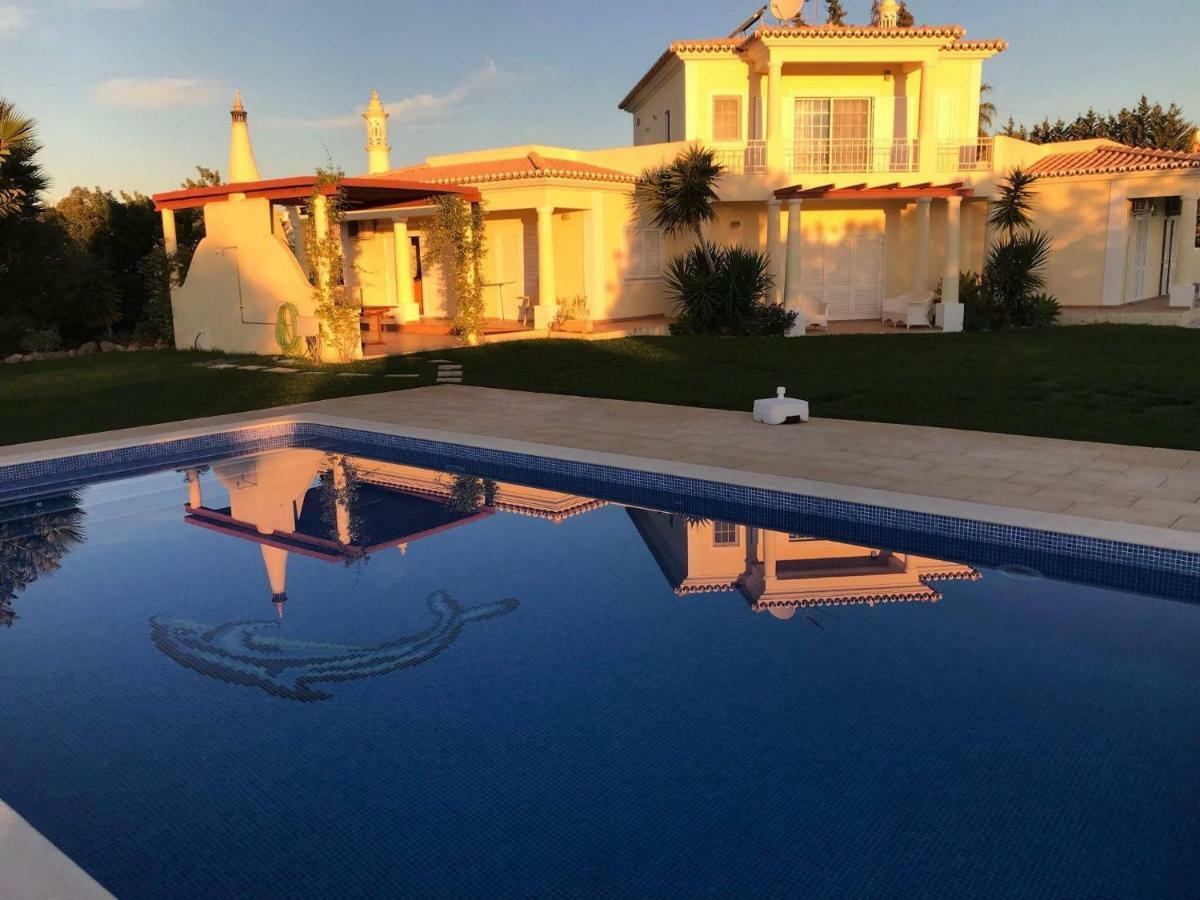 Villa Estrelamar โบลิเคมี ภายนอก รูปภาพ